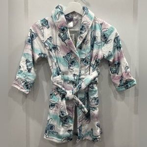Disney Stitch Girls Bathrobe Size 6 White Fleece NWT Pockets Sleepwear